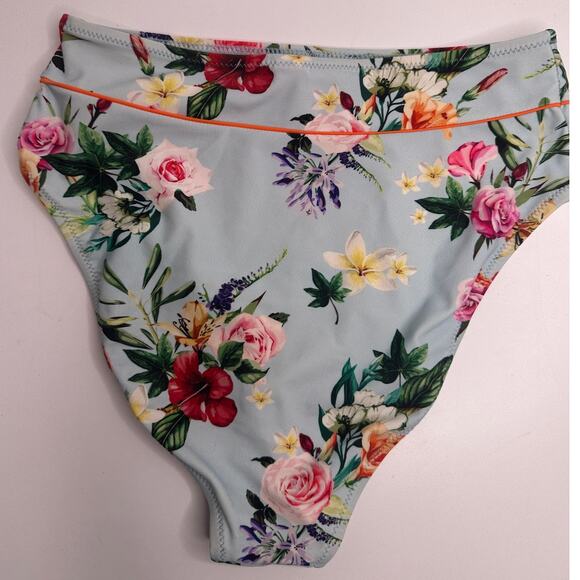 Cupshe Bikini Bottom Small Floral - Picture 5 of 7